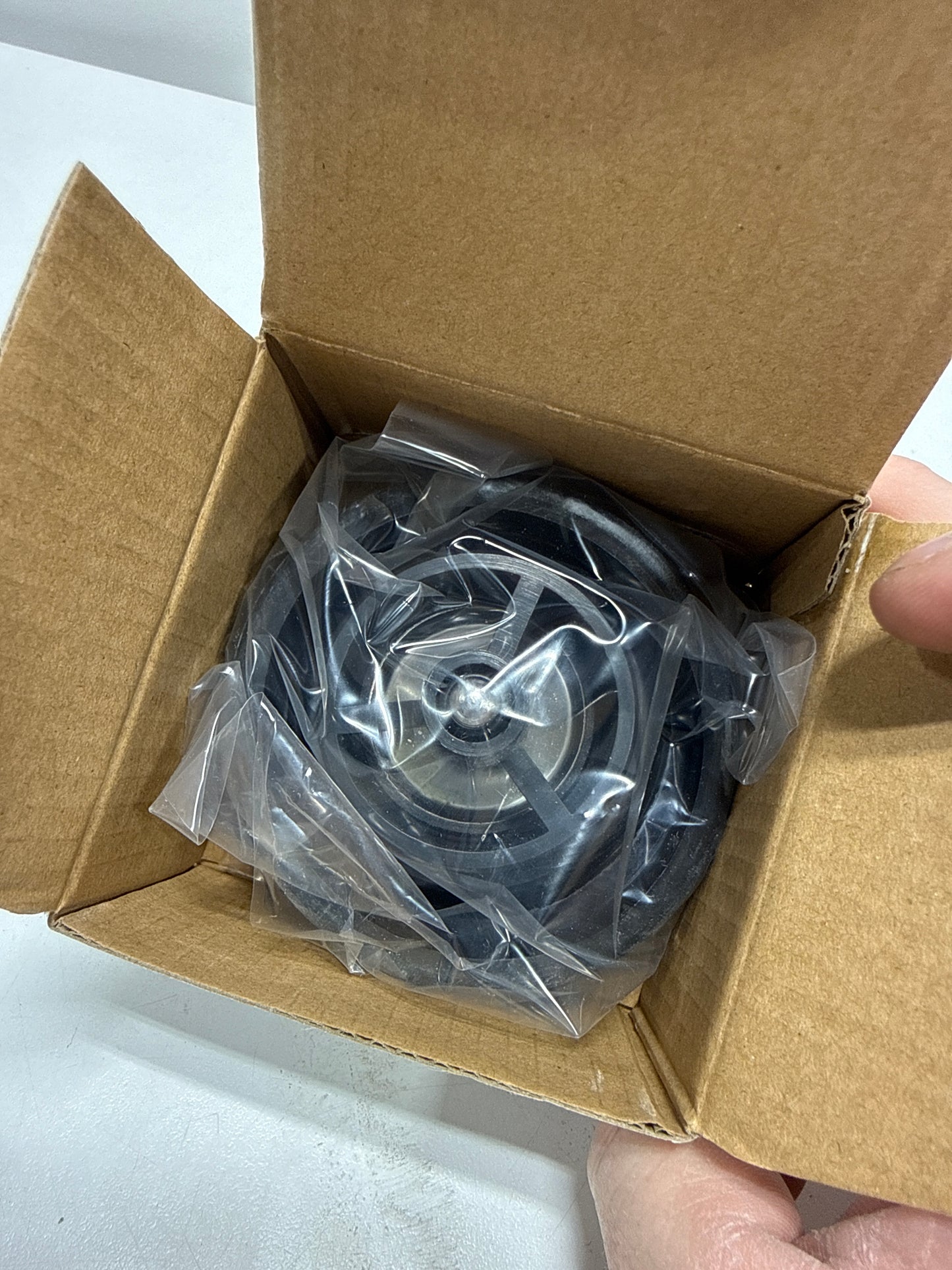 Elkay LKDS99 Elkay 3-1/2 Disposal Stopper / Strainer for Use with InSinkErator Disposal Chrome Polished Stainless Steel