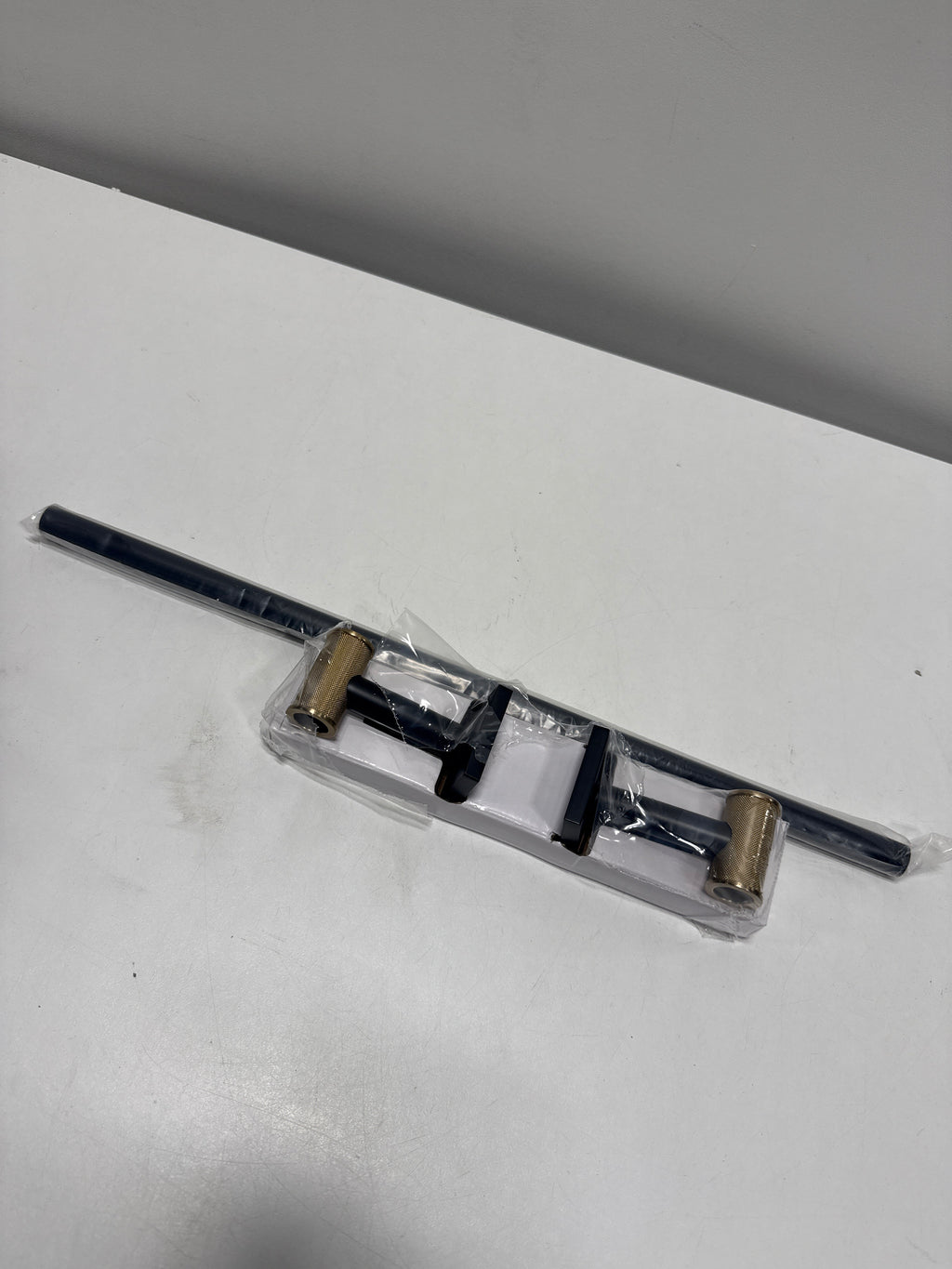 Averland 18 in. Wall Mounted Towel Bar Bath Hardware Accessory in Matte Black and Champagne Bronze