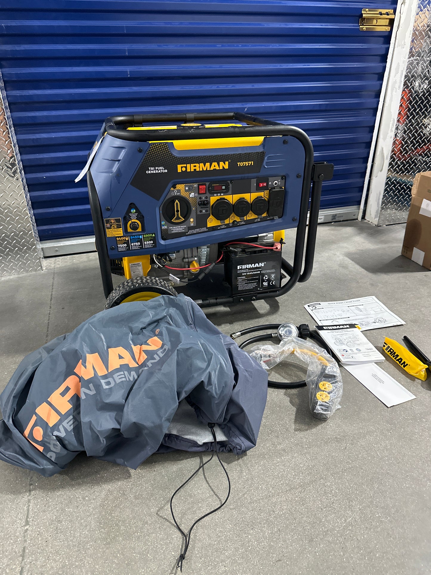 See Desc Firman 7500W Running / 9400W Peak Tri Fuel Generator