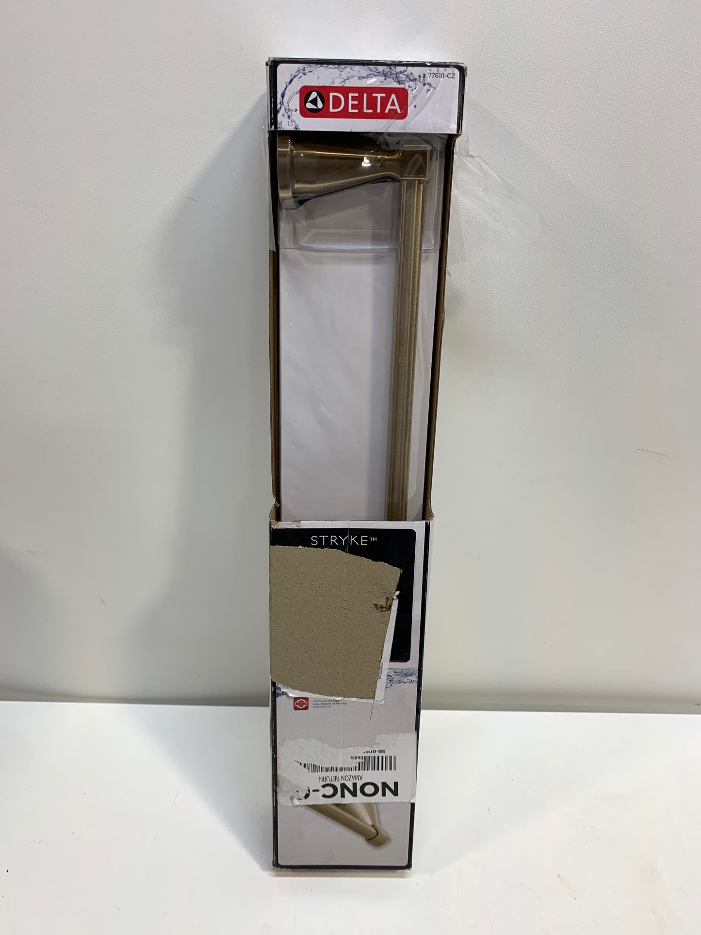 Delta Stryke 18 Towel Bar