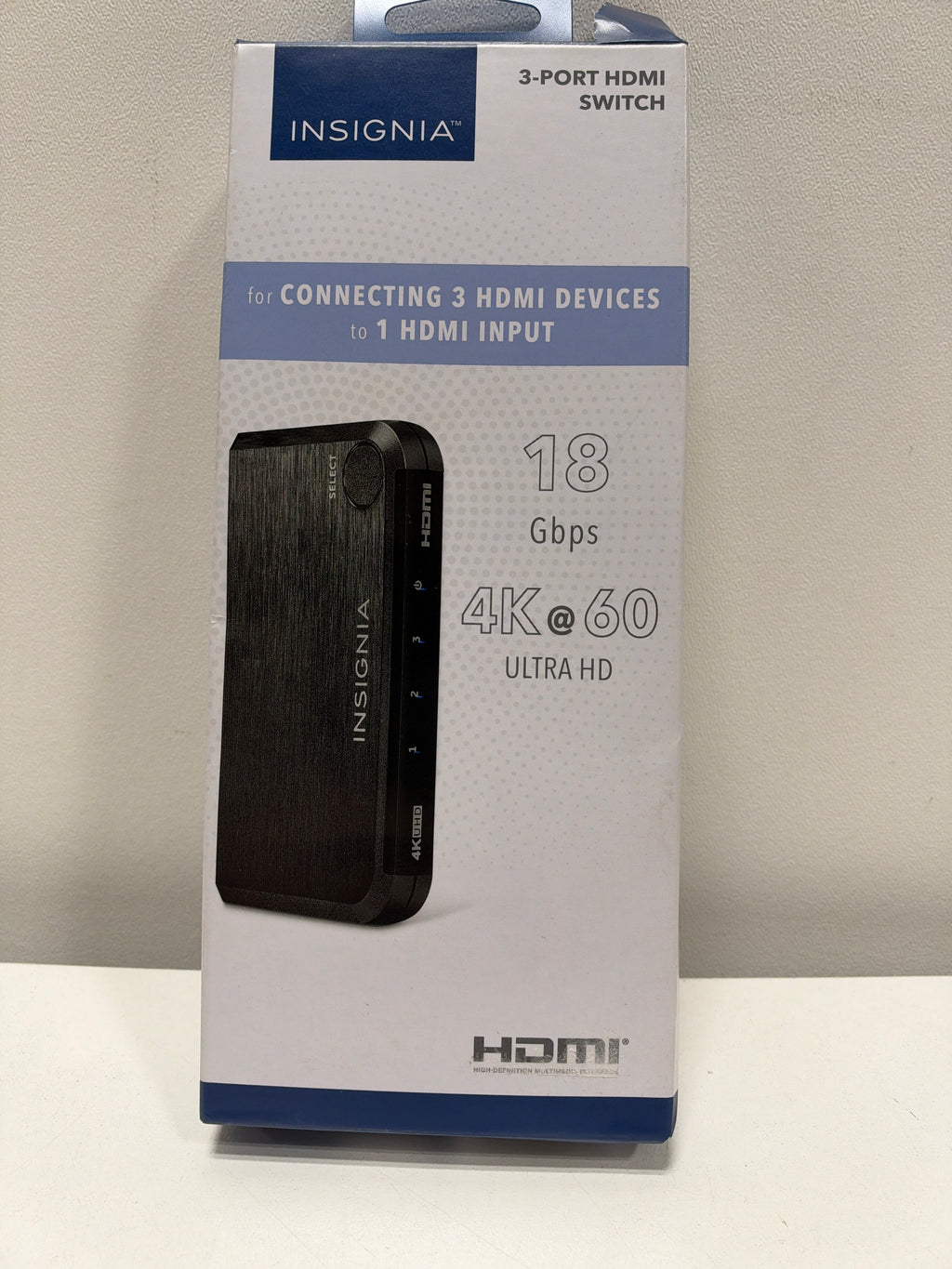 Insignia™ - 3-Port HDMI Switch with 4K 60Hz and HDR Pass-Through - Black