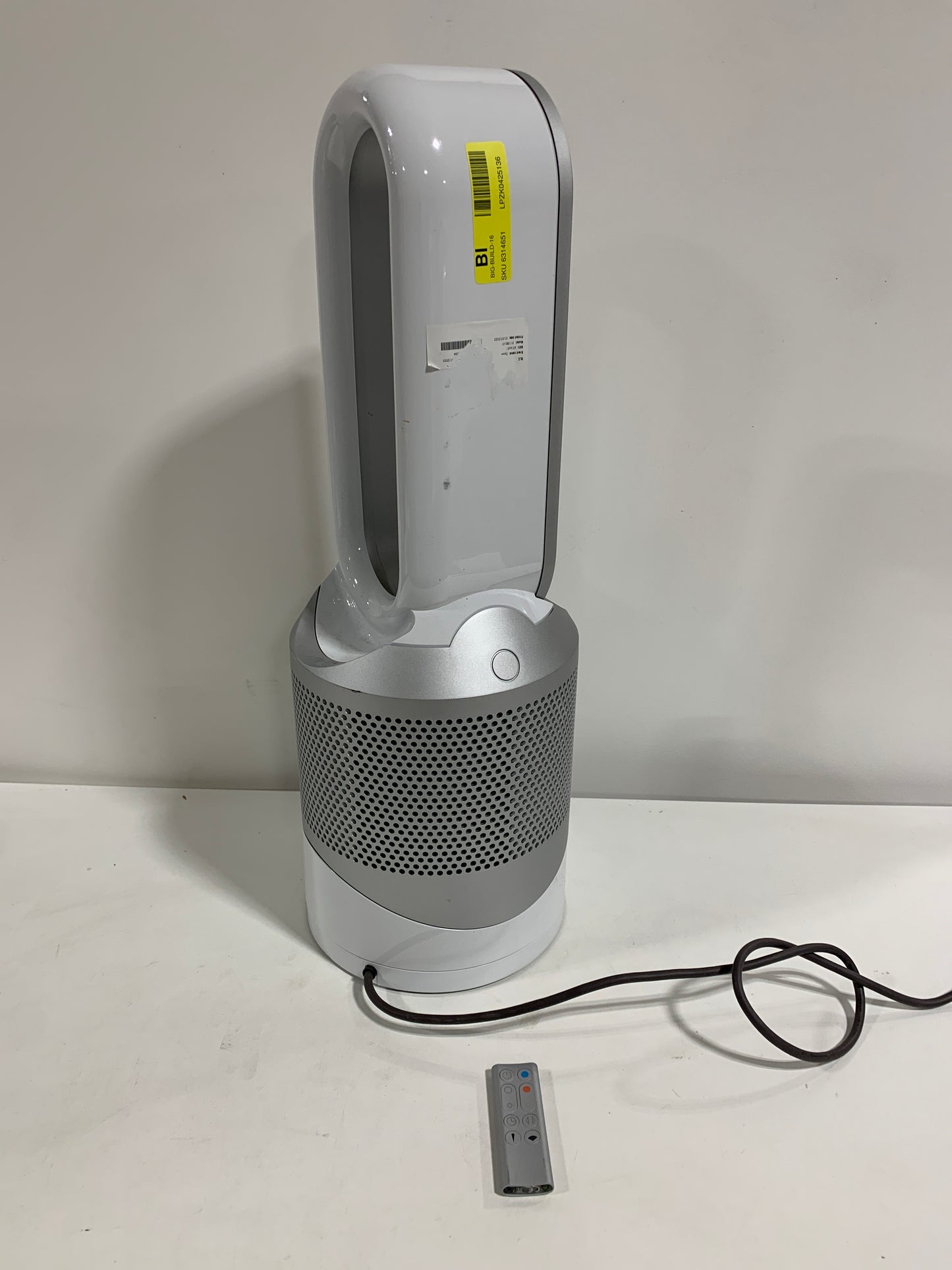 Used Dyson Pure Hot+Cool Purifying Heating Fan HP01, White/Silver