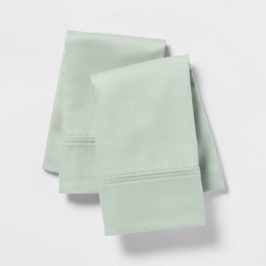 King Solid Performance 400 Thread Count Pillowcase Set Green - Threshold™: Cotton Sateen, Machine Washable, Set of 2