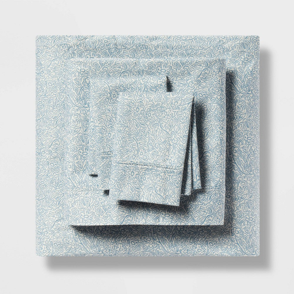 King Printed Performance 400 Thread Count Sheet Set Blue Floral - Threshold™: Cotton Sateen Includes 4 Pieces Fits 18’’