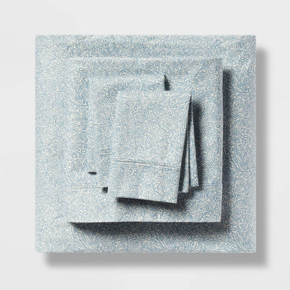 King Printed Performance 400 Thread Count Sheet Set Blue Floral - Threshold™: Cotton Sateen Includes 4 Pieces Fits 18’’