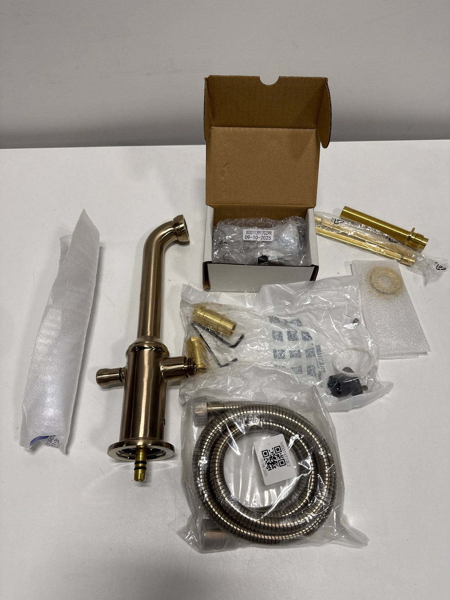 Delta T5784-LHP-WL Broderick Two Handle Wall Mounted Tub Filler with Hand Shower - Less Handles and Rough-in Lumicoat Champagne Bronze Faucet Tub