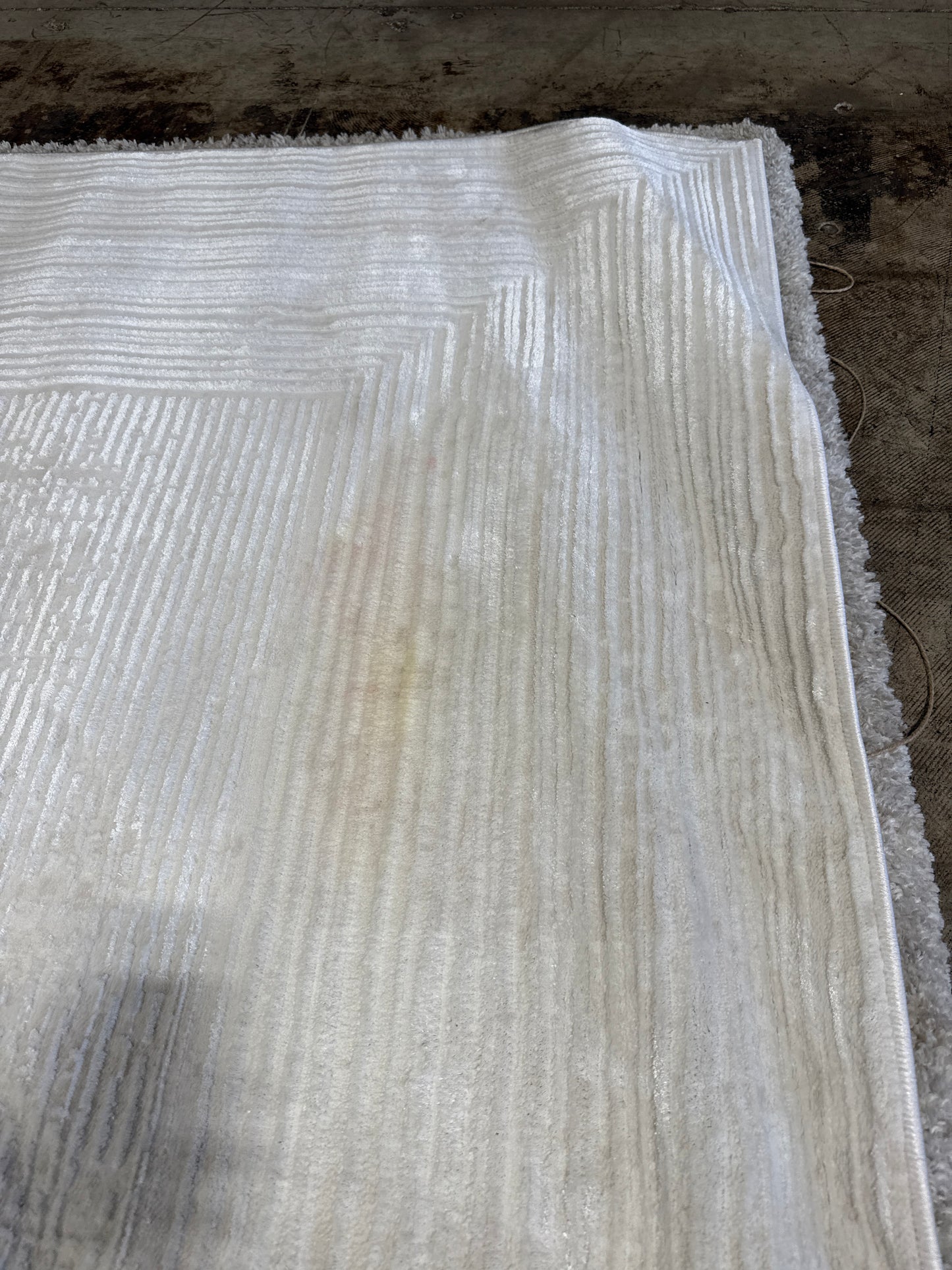 Used Hampton Court Area Rug Collection, Gaspar Ivory 8 x 10