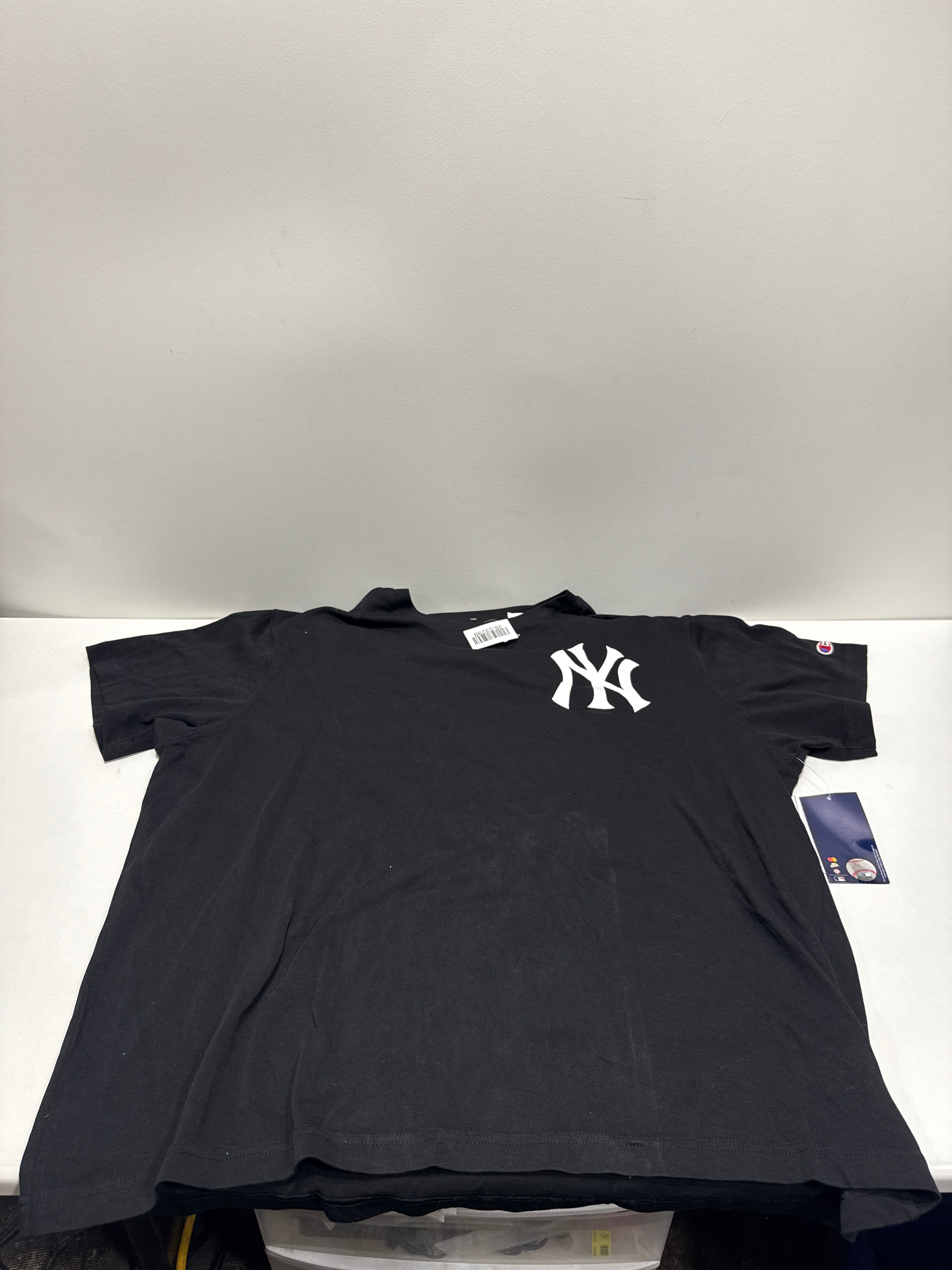 MLB New York Yankees Men's Champion Black Heavyweight T-Shirt - XXL
