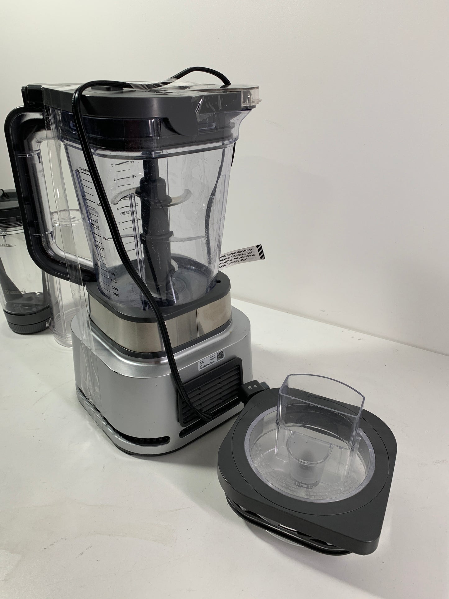 Used  Ninja Foodi Power Blender & Processor System with Smoothie Bowl Maker and Nutrient Extractor 1400 Watts