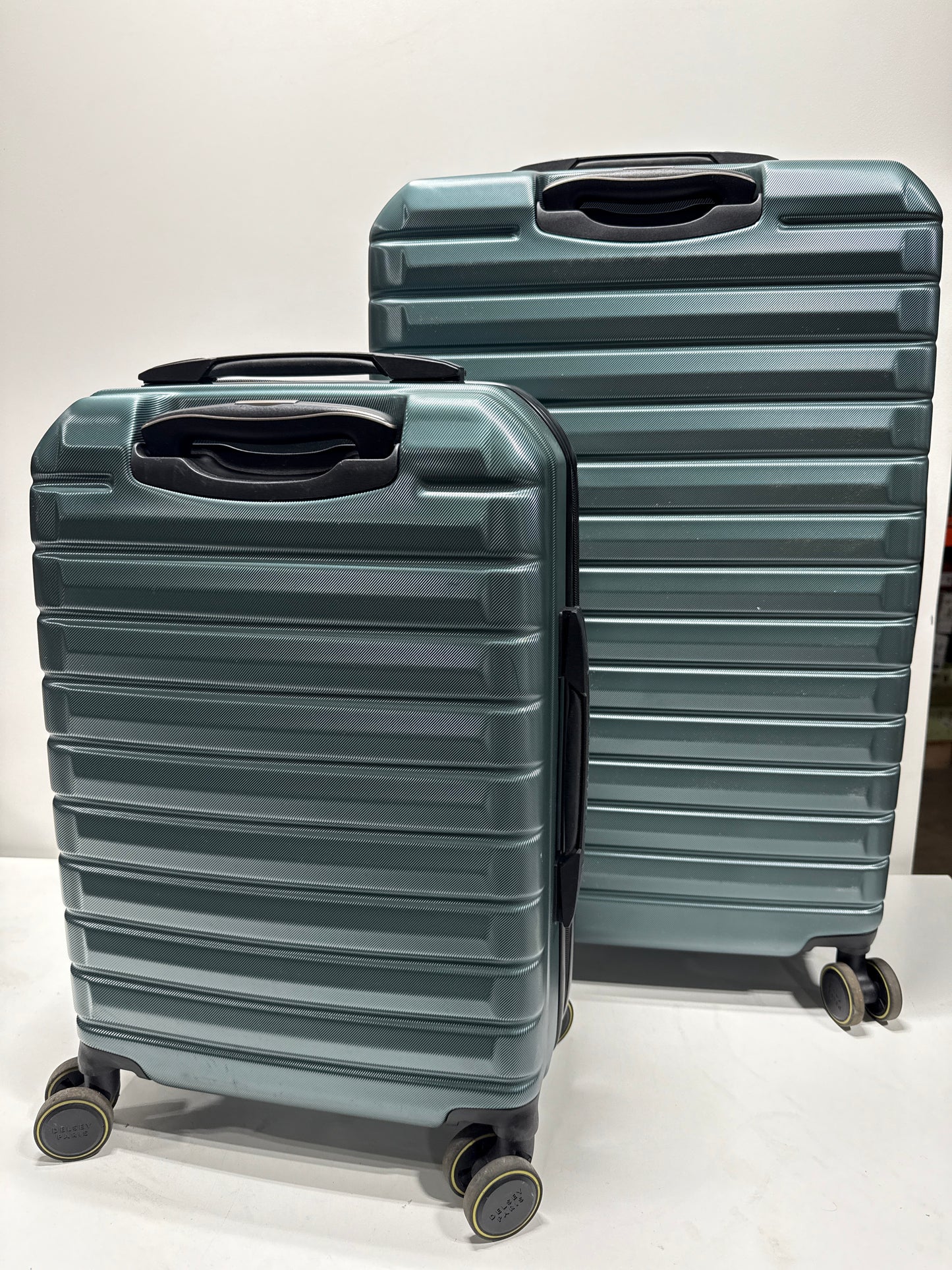 Lightly Used Delsey Paris 2-piece Hardside Luggage Set - Dark Green