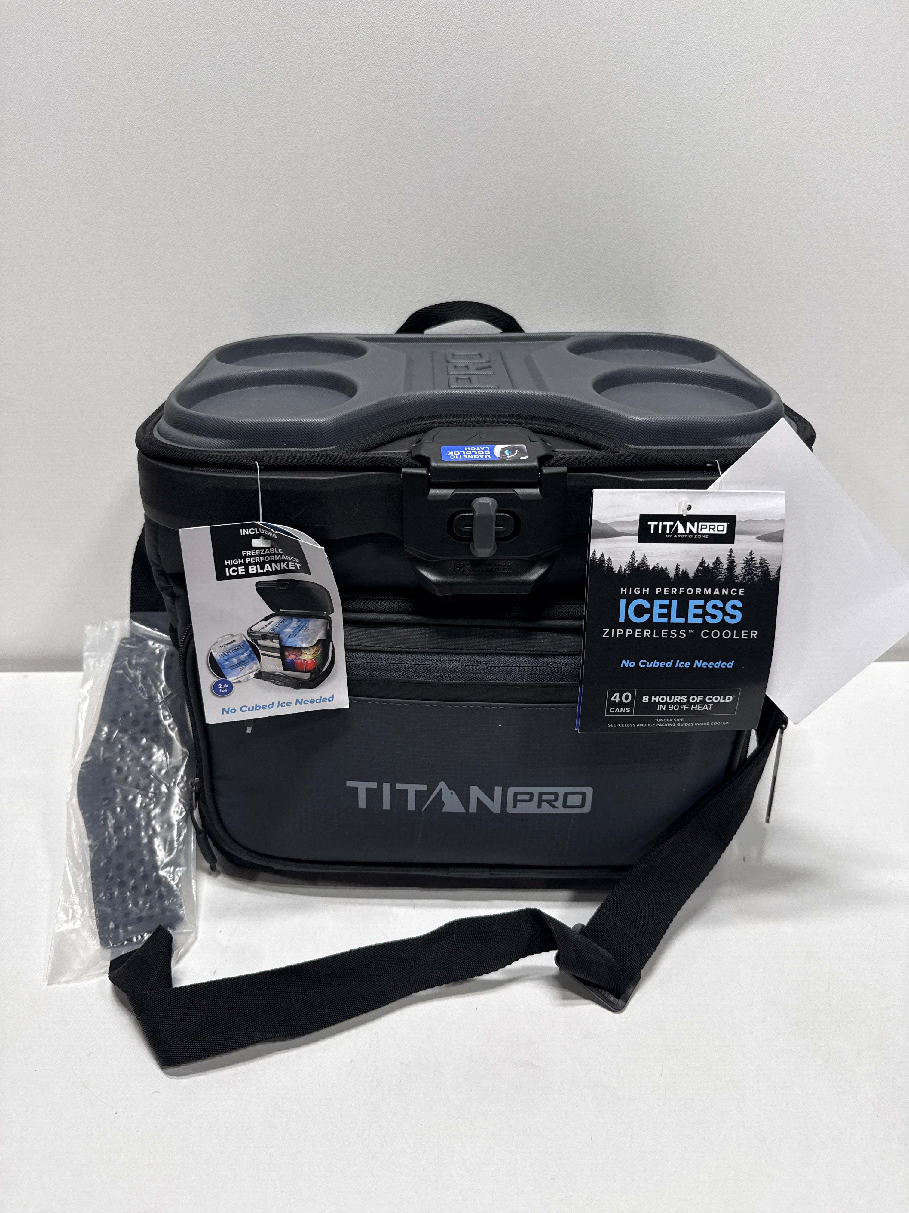 Titan PRO by Arctic Zone 40 Can Iceless Zipperless Cooler