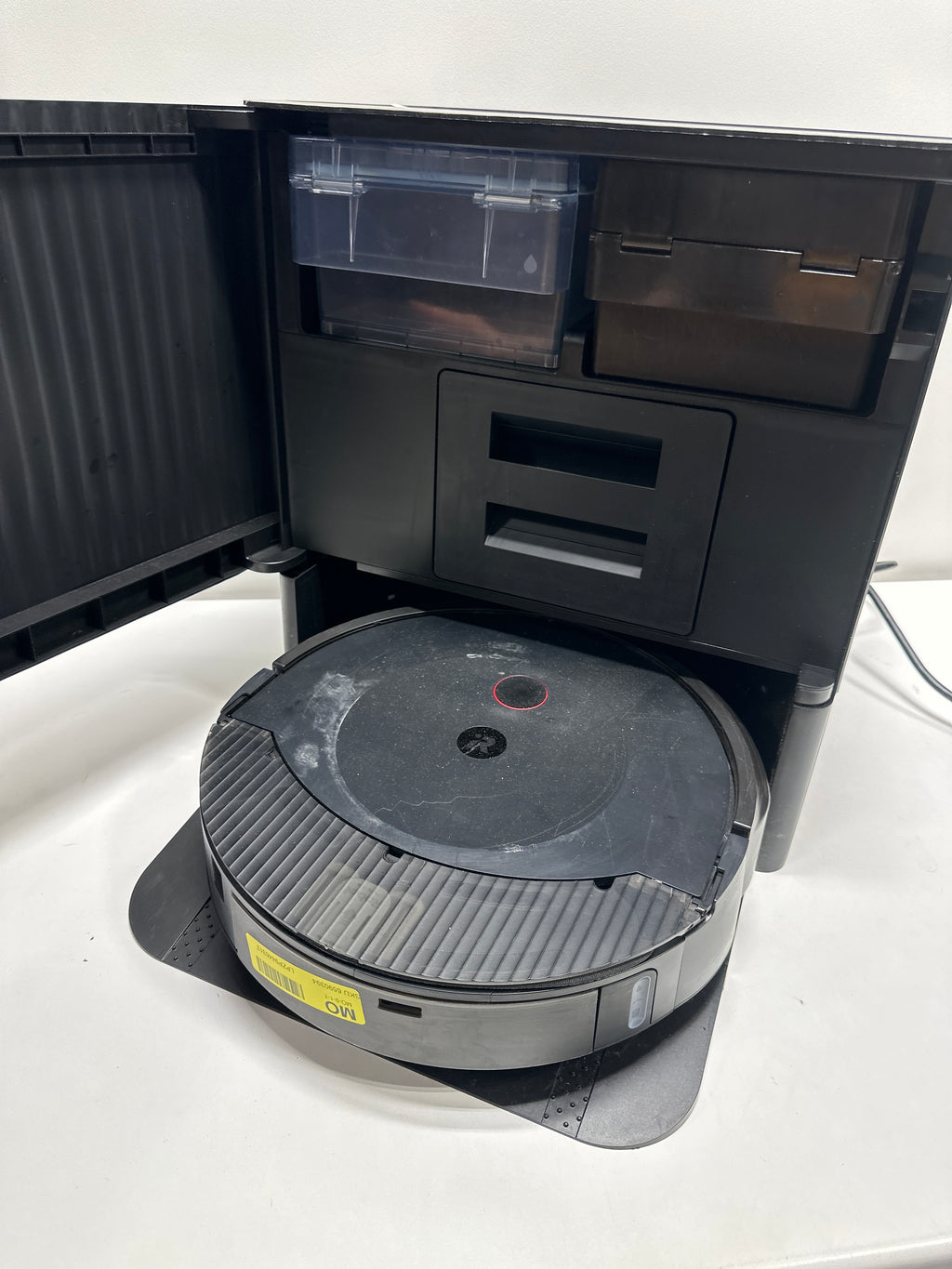 Used IRobot Roomba Combo 10 Max Robot Vacuum and Mop + AutoWash Dock