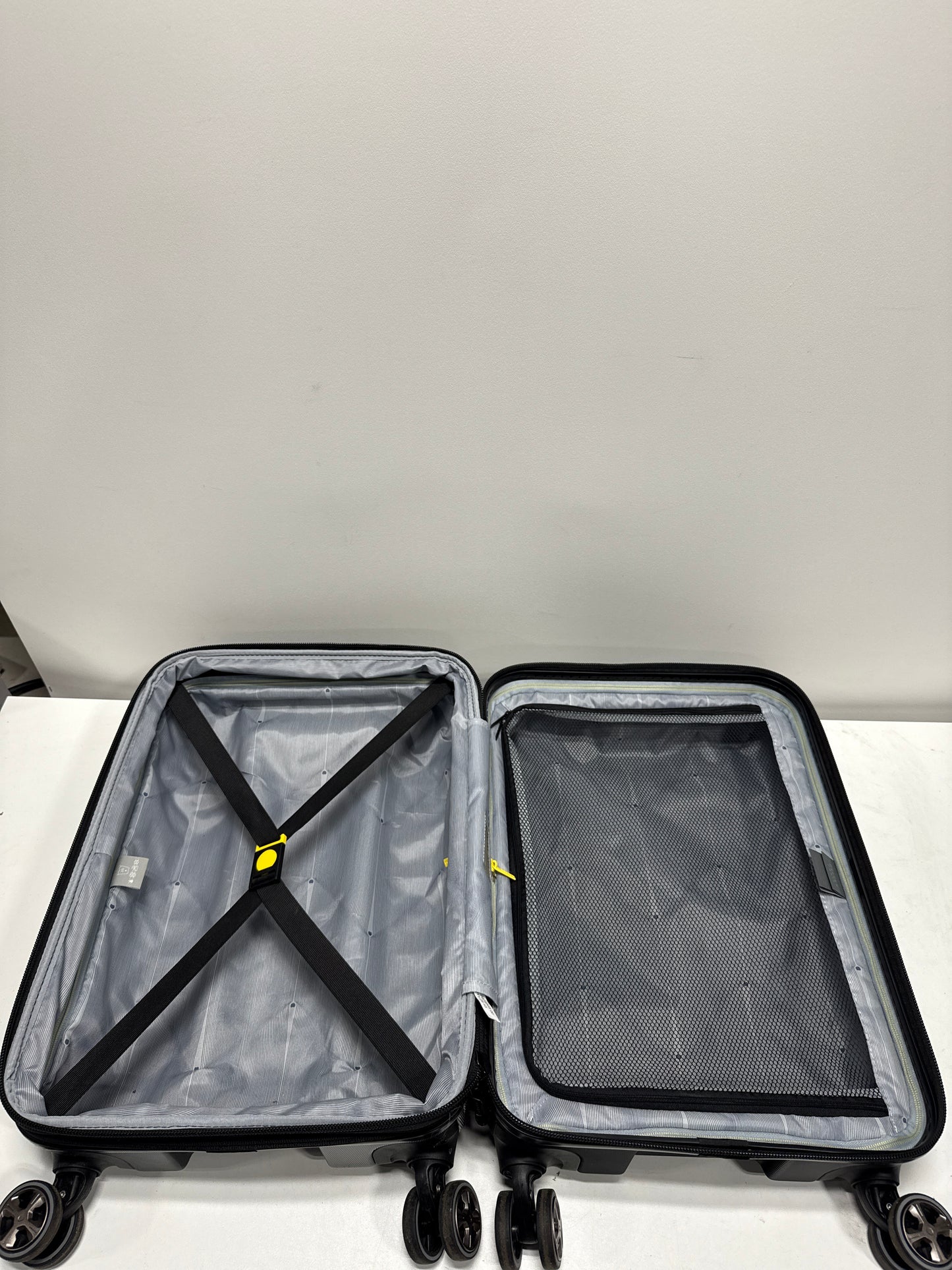 Delsey Paris Horizon Carry-on