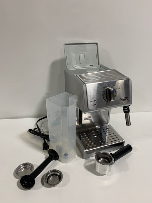 Used De'Longhi 15 Bar Pump Espresso Machine - ECP3630
