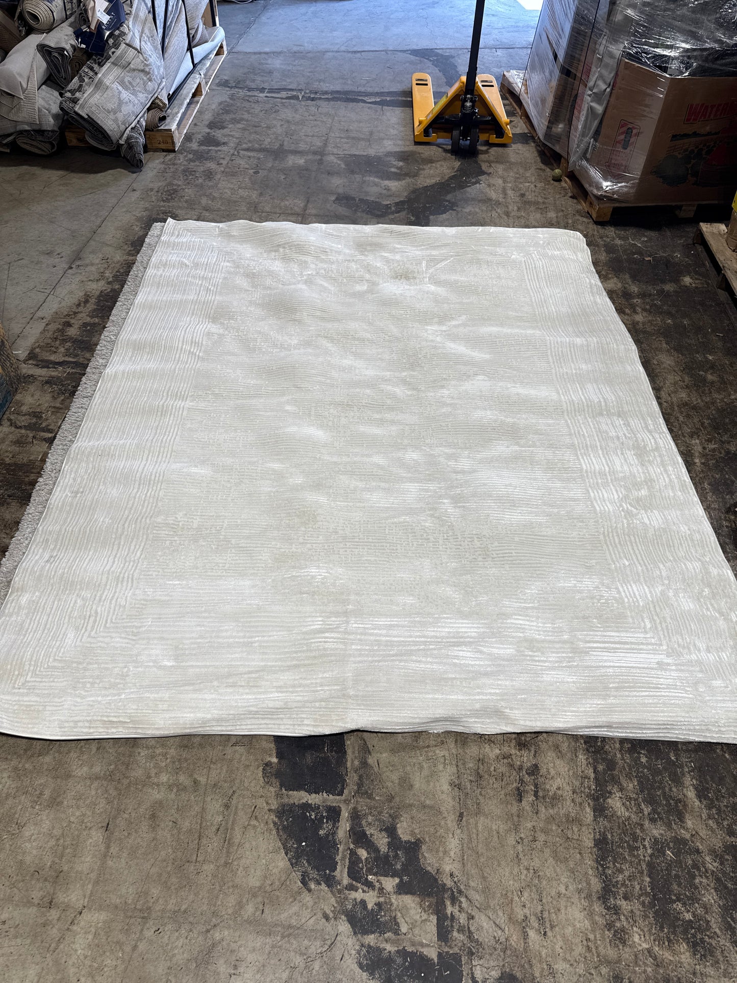 Used Hampton Court Area Rug Collection, Gaspar Ivory 8 x 10