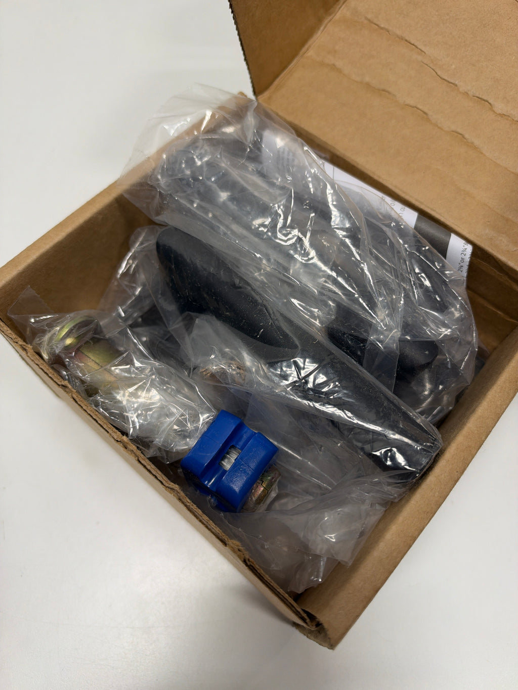 EMTEK Modern Rectangular Rosette Passage Set with Matching Finish Stuttgart Lever - 5112STURHUS19 - Righ