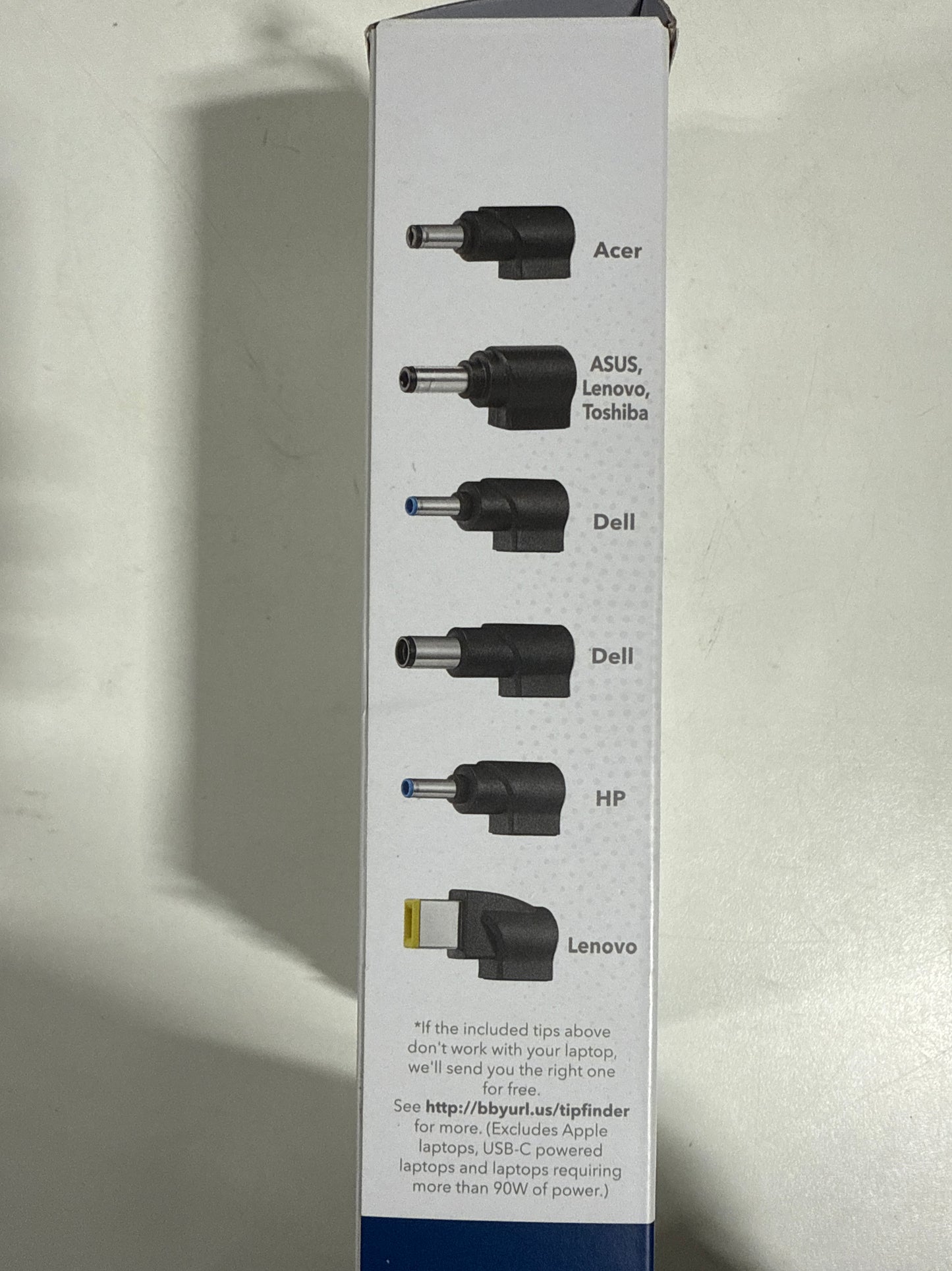 Insignia - Universal 90W Laptop Charger - Black