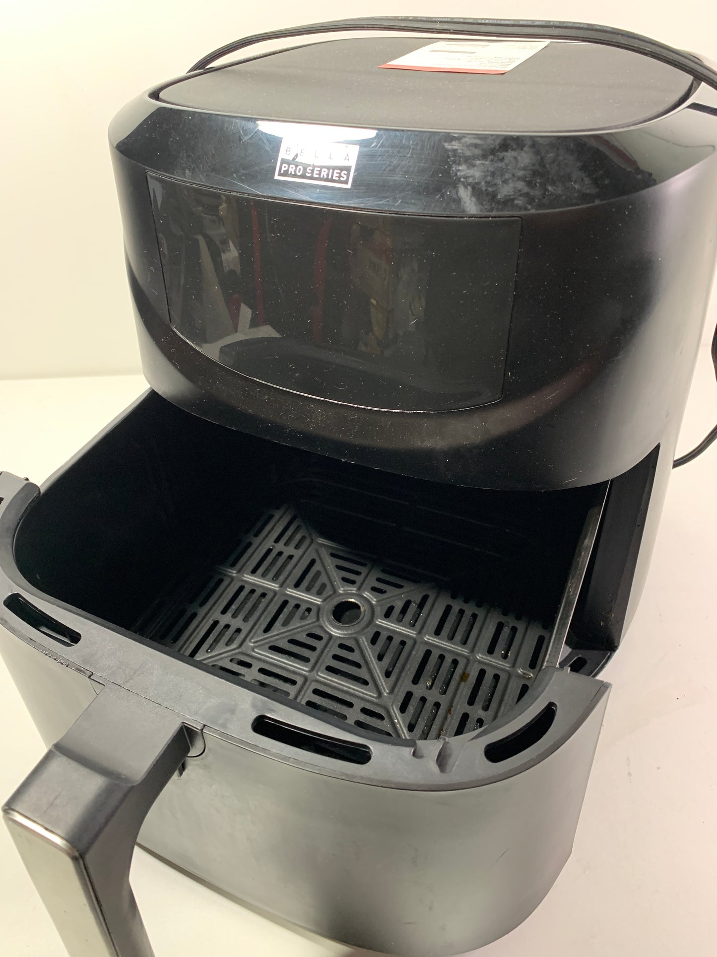 Used Bella Pro Series - 8-qt. Digital Air Fryer with Divided Basket - Black