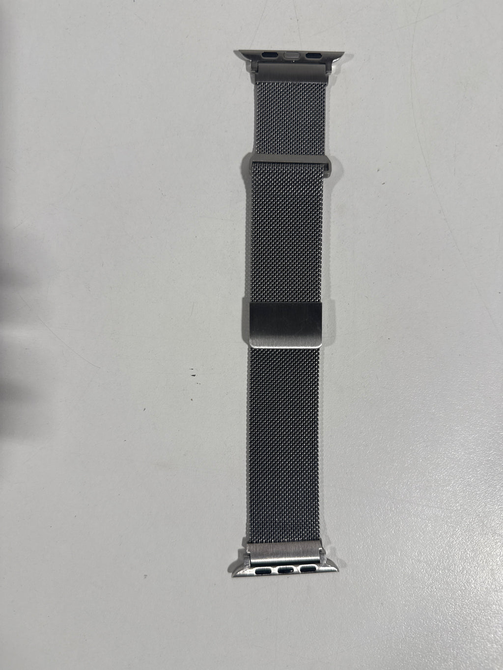 Insignia™ - Stainless Steel Mesh Band for Apple Watch 44mm 45mm 46mm Series 10 and Apple Watch Ultra 49mm (All Series)