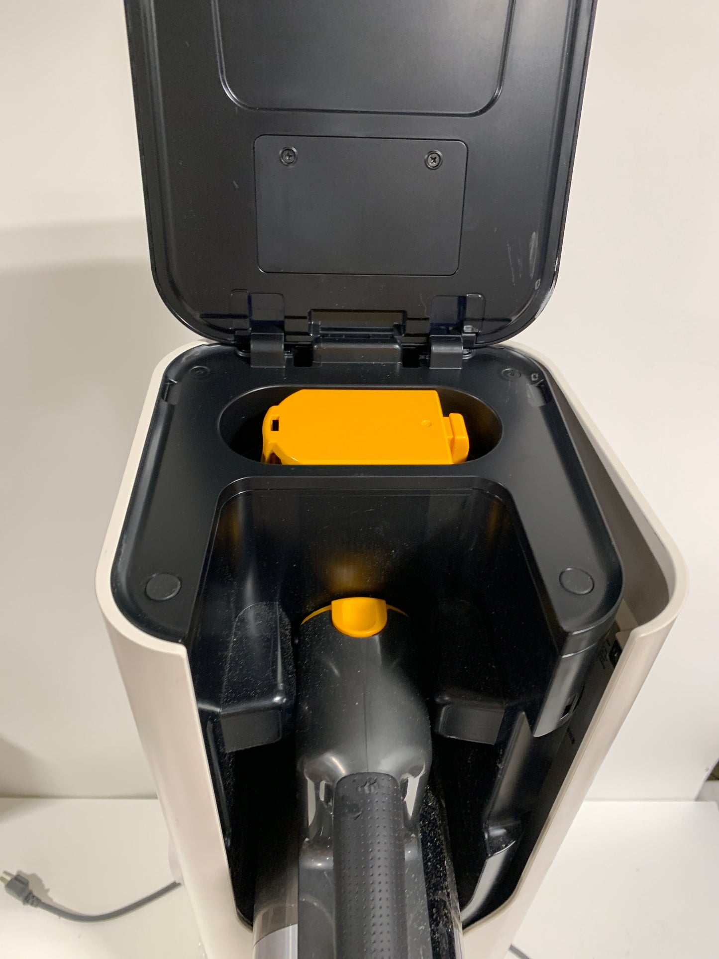 For Parts LG - CordZero All-in-One Wet/Dry Cordless Stick Vacuum with Power Mop - Sand Beige