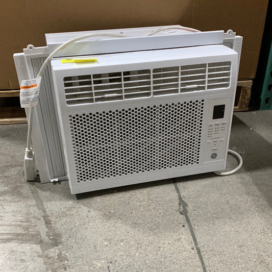 Used GE - 150 Sq. Ft. 5,000 BTU Window Air Conditioner with Remote - Whit