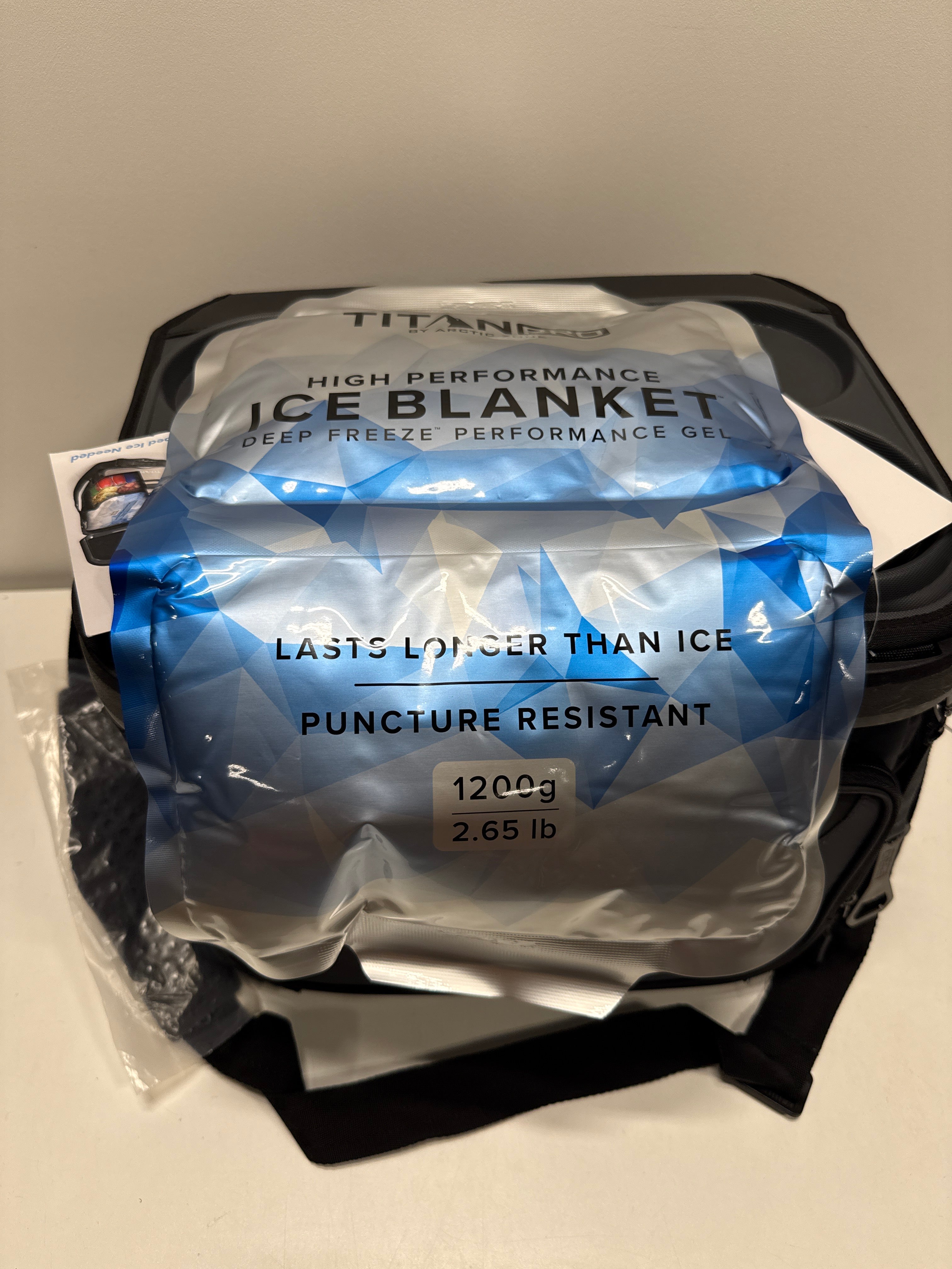 Titan PRO by Arctic Zone 40 Can Iceless Zipperless Cooler