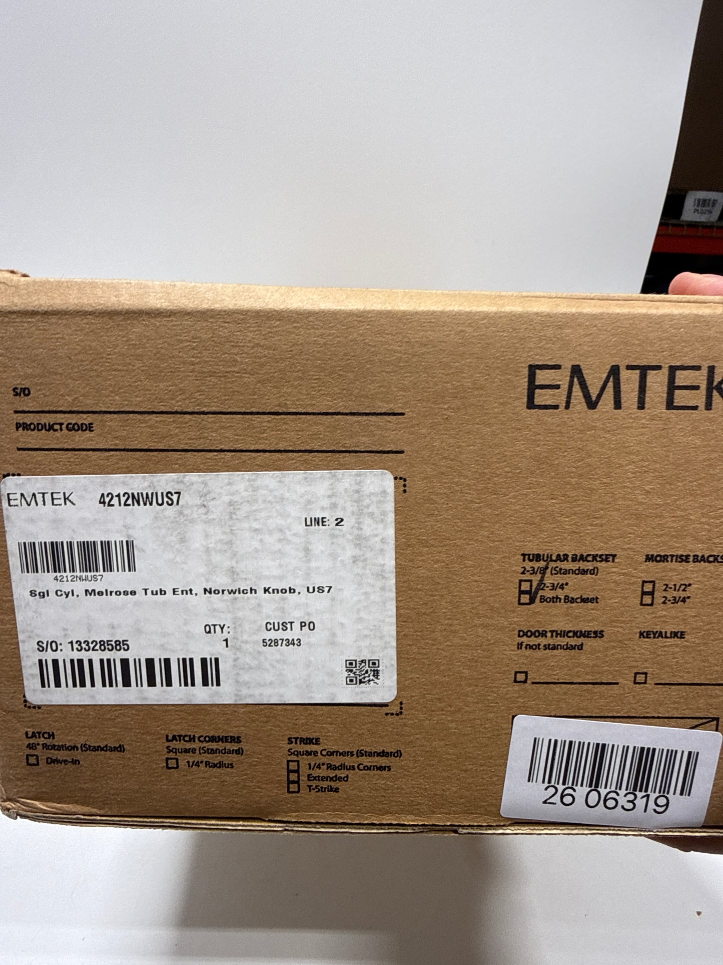 Scratch  Emtek Melrose Full Plate Single Cylinder Keyed Entry Handleset with Norwich Interior Knob Model: 4212NWUS7