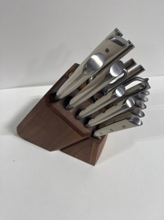 Used Cangshan S1 Series 17-piece Forged German Steel Knife