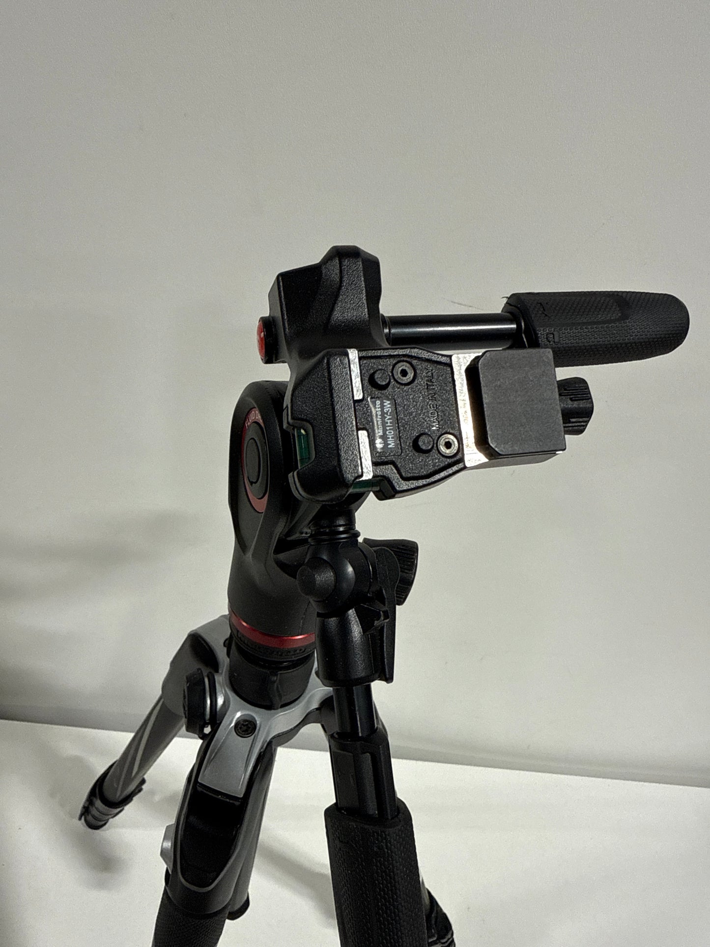 No Mount Plate Manfrotto - 290 Tripod with Fluid Video Head - Black