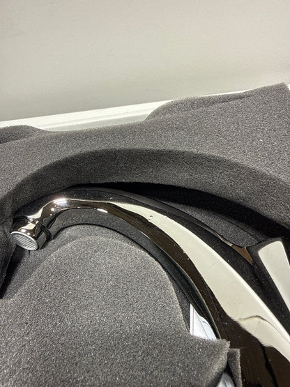 Scratch Newport Brass 1200C Metropole 1.2 GPM Widespread Bathroom Faucet with Pop-up Drain Assembly Polished Chrome