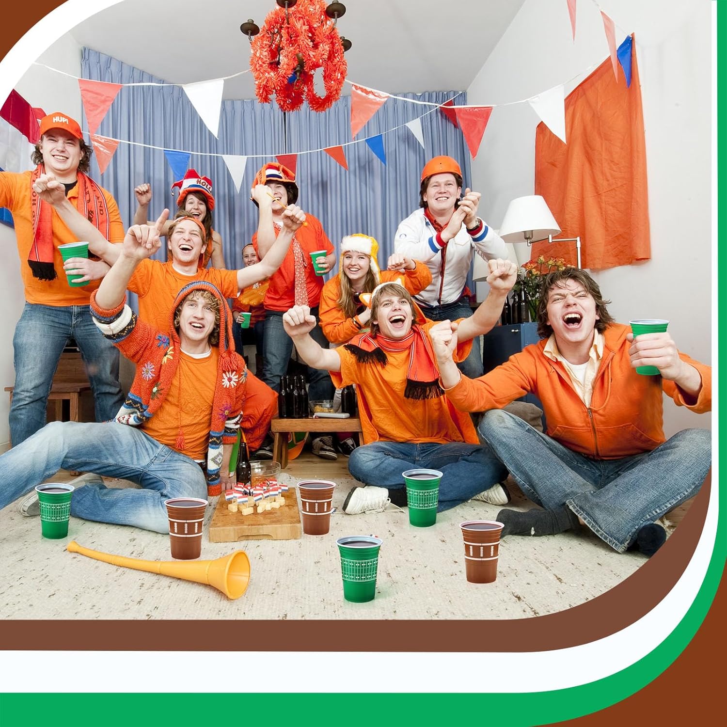 Zhehao 120 Pcs Football Theme Plastic Cups Bulk 16 oz Disposable Cups Tableware for Drinks Treats Sports Game Day