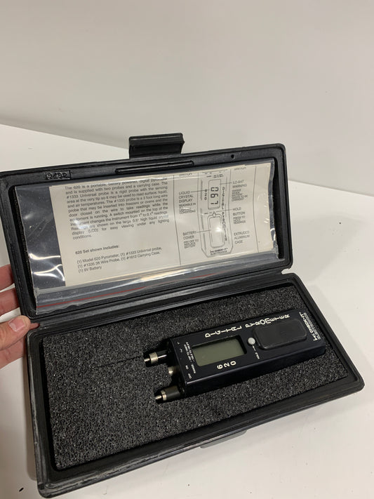 Check-IT Electronics Digital Pyrometer Set 620