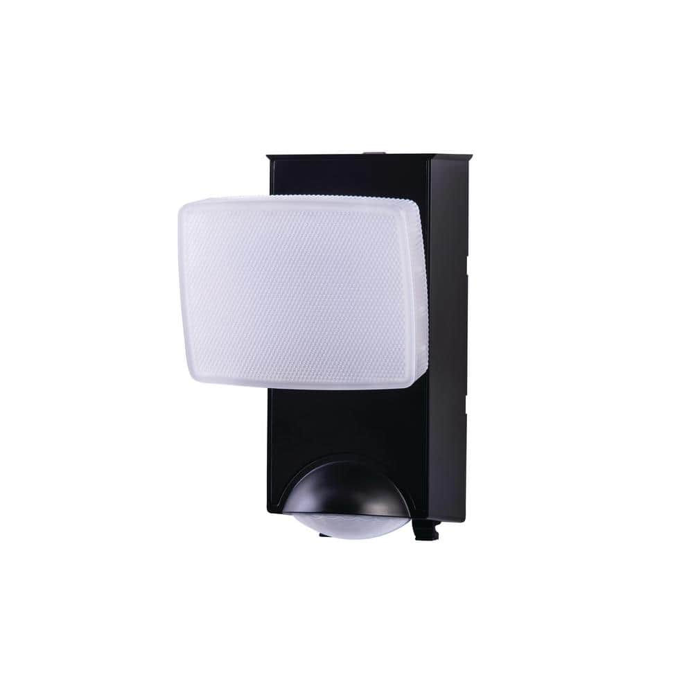 180° Black Motion Sensor Battery Powered Outdoor 1-Head Dusk to Dawn LED Security Flood Light 500 Lumens - *Lighting &