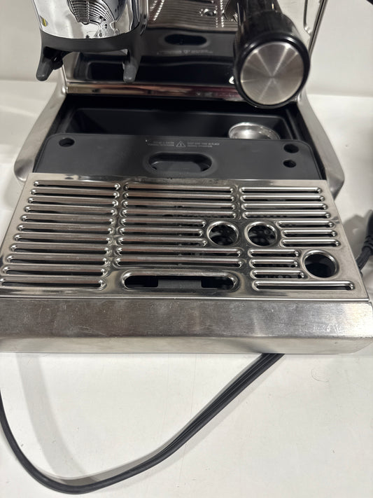 Scratch & Dent Breville the Barista Express Impress Espresso Machine