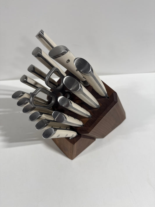 Used Cangshan S1 Series 17-piece Forged German Steel Knife