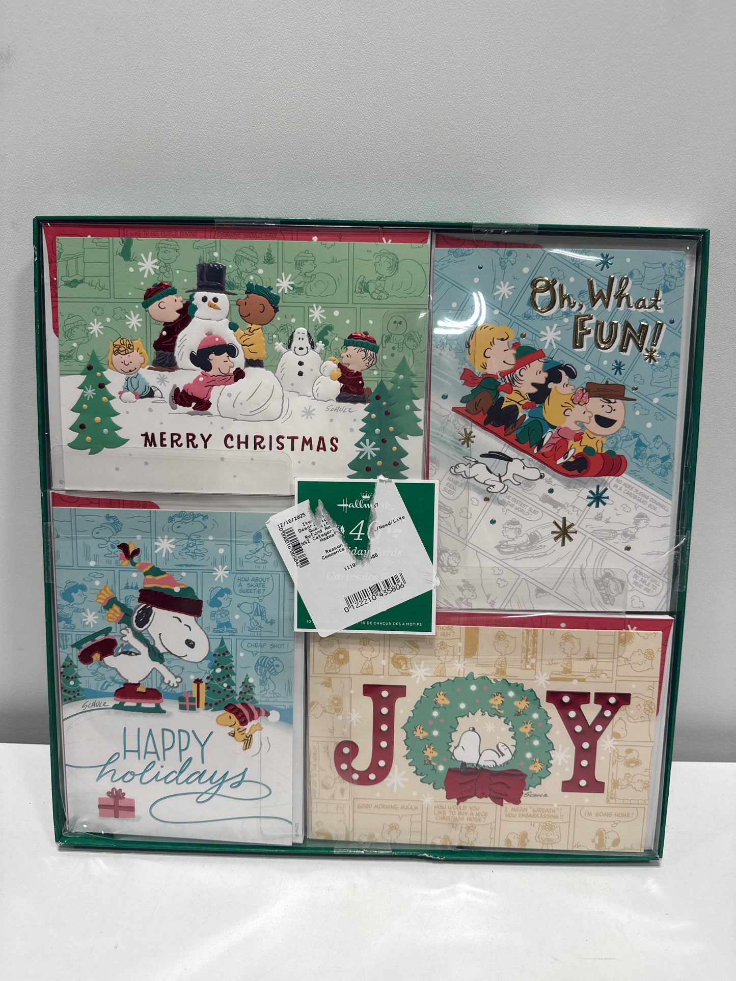 Hallmark Traditional Holiday Card Assortment, 40 Pack (Peanuts Icons)