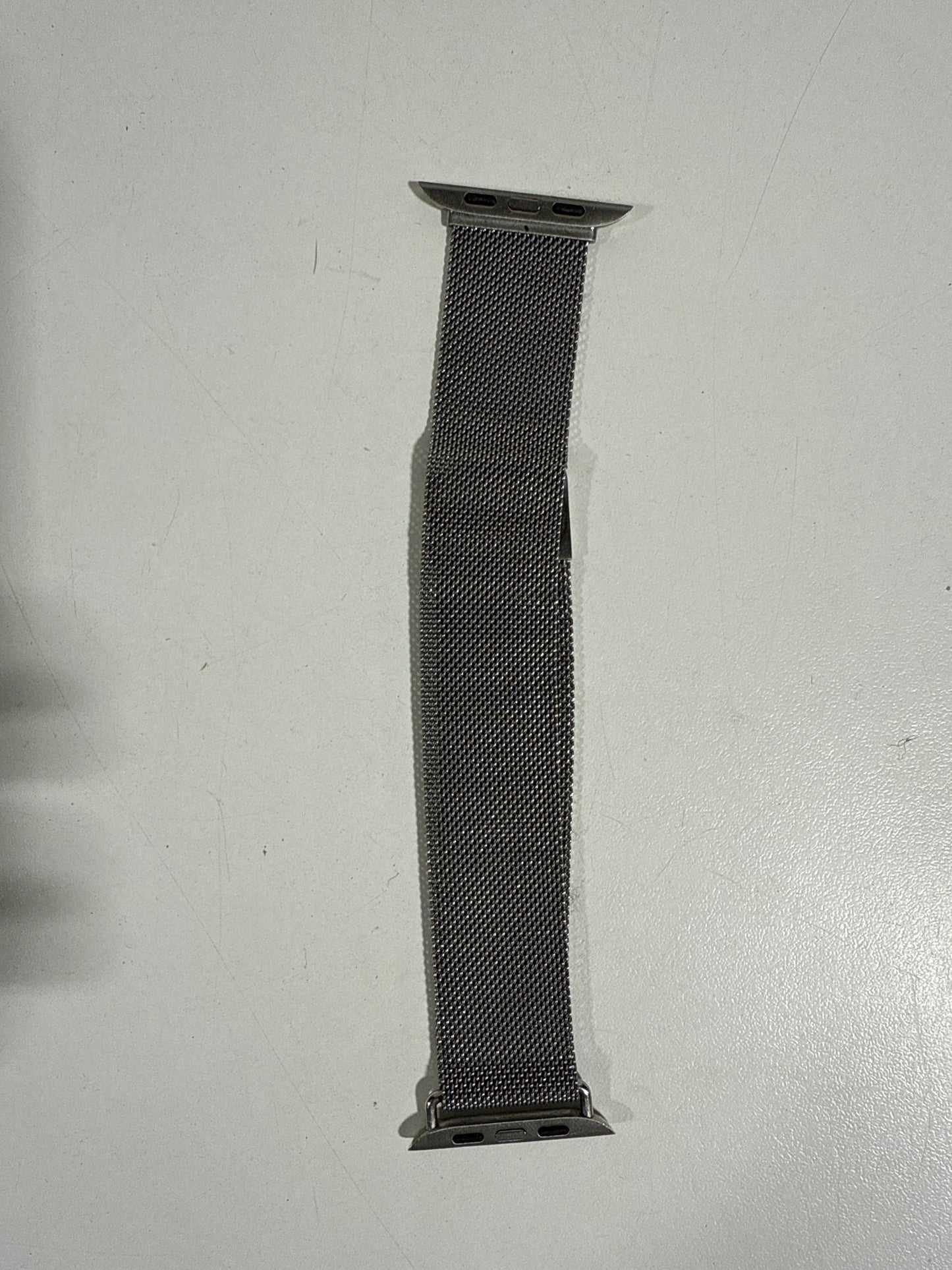 Insignia™ - Stainless Steel Mesh Band for Apple Watch 44mm, 45mm, 46mm Series 10, 49mm, SE, Ultra and Ultra 2 49mm - Silver