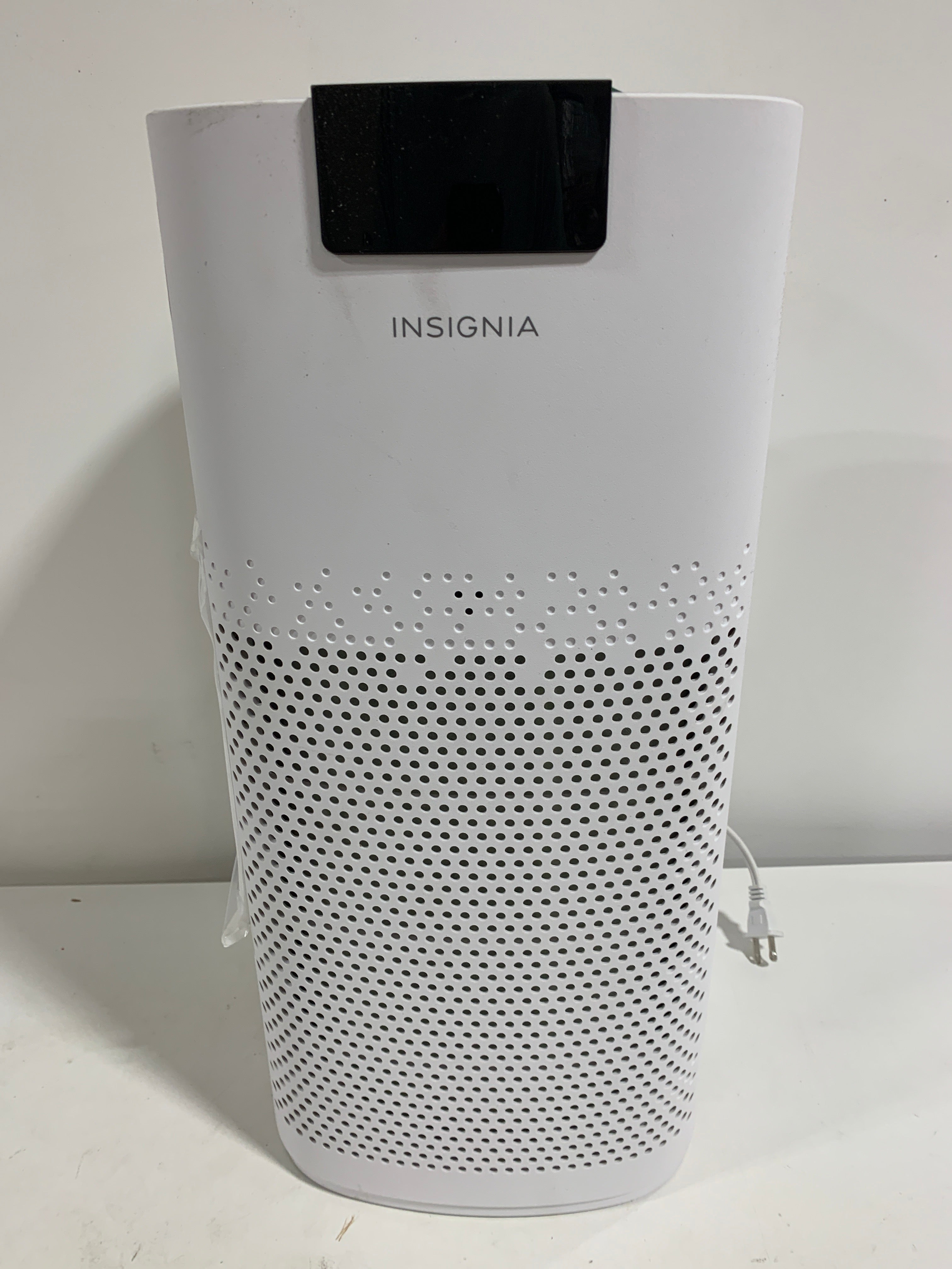 Used Insignia - 375 Sq. Ft. HEPA Air Purifier with ENERGY STAR Certification - White - *Home Environment