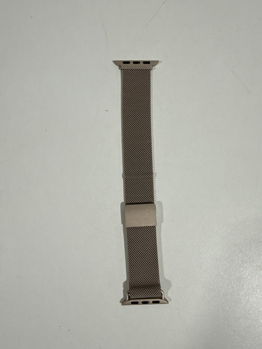 Insignia™ - Stainless Steel Mesh Band for Apple Watch 38mm, 40mm, 41mm, SE, and 42mm Series 10 - Champagne