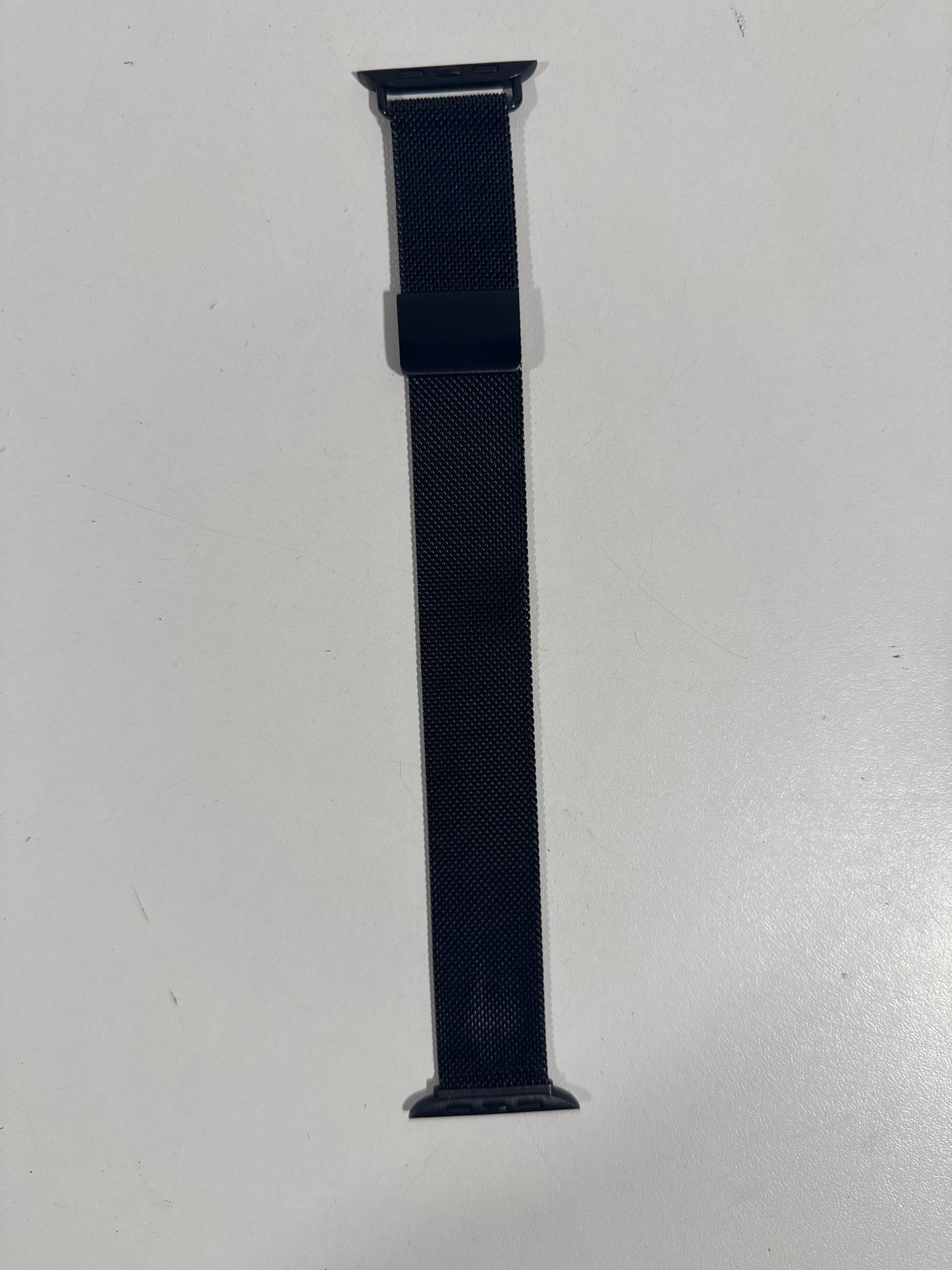 Insignia™ - Stainless Steel Mesh Band for Apple Watch 44mm, 45mm, 46mm Series 10 and Apple Watch Ultra 49mm (All Series) - Black