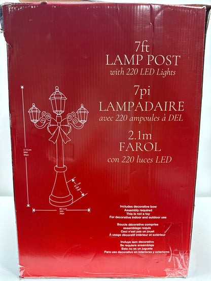 Kirkland 7’ LED Triple Lamp Post