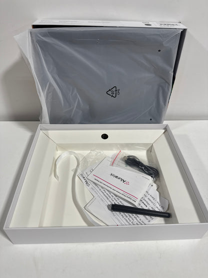 Aluratek - 15" Touchscreen LCD Wi-Fi Digital Photo Frame - Black