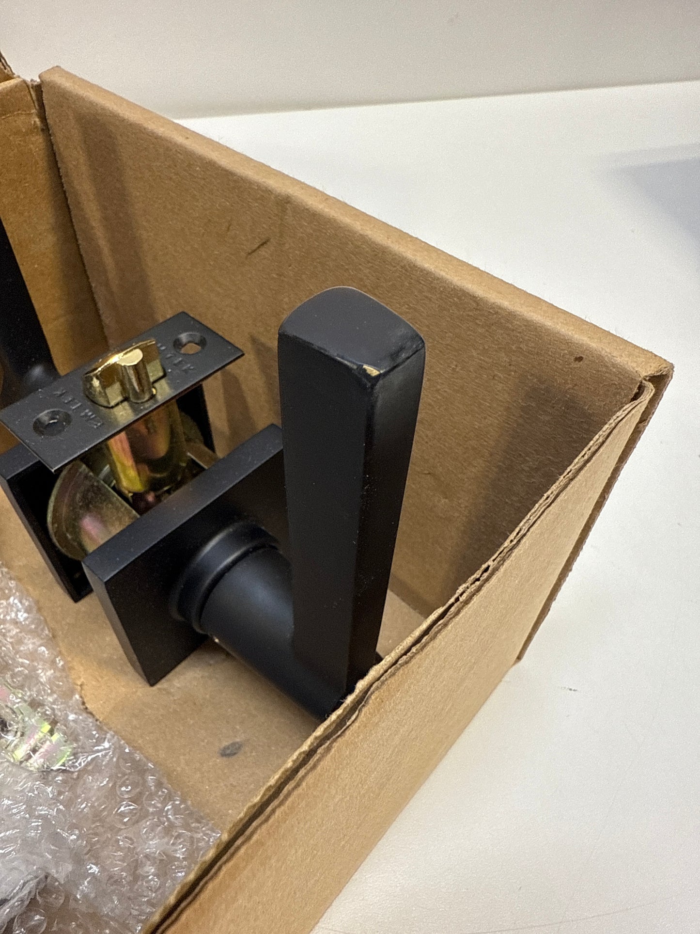 See Desc Emtek Helios Right Handed Single Cylinder Keyed Entry Door Lever Set with Square Rose