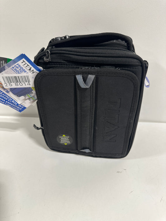 Titan by Arctic Zone Expandable Lunch Box  Small