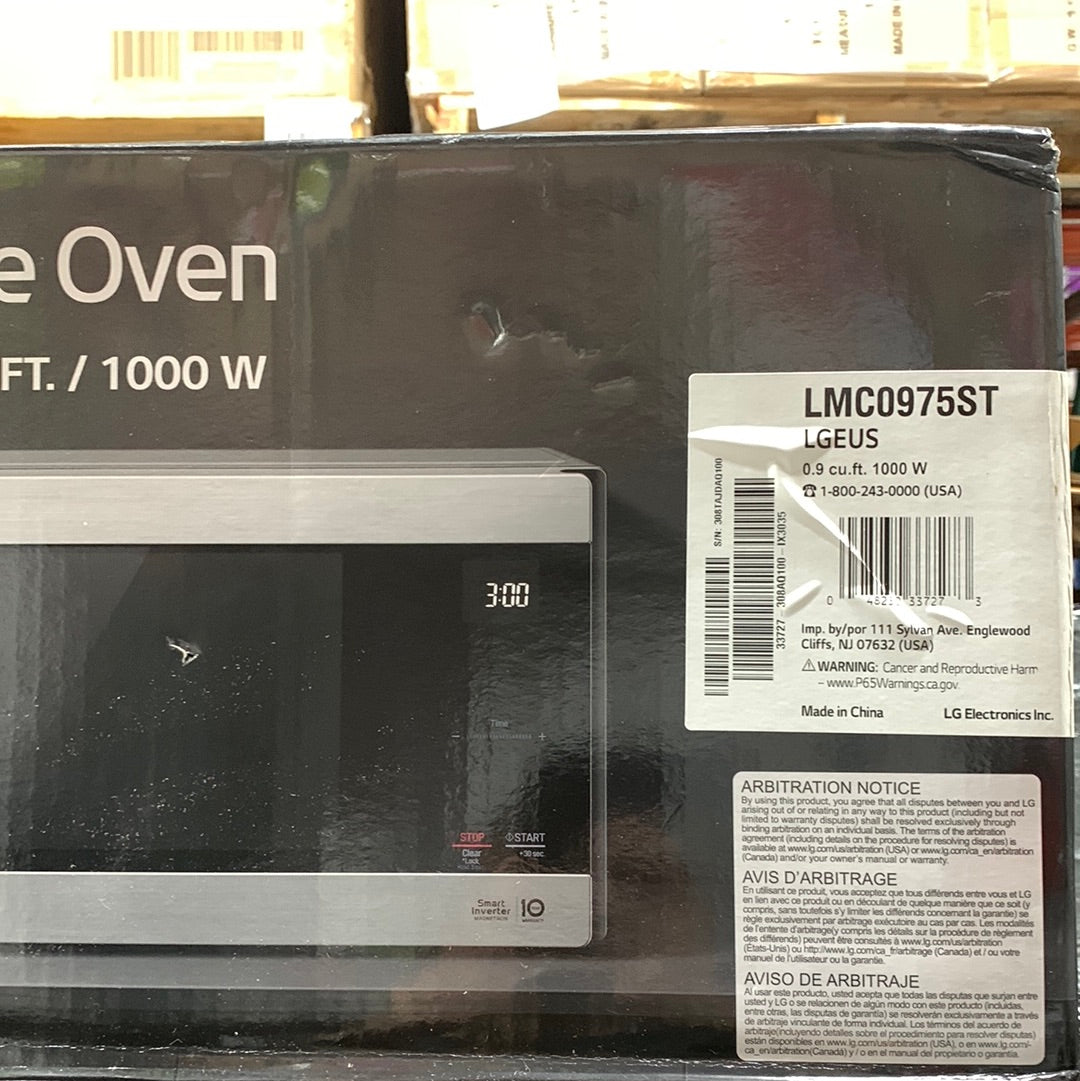 LG NeoChef 0.9 Cu. Ft. Compact Microwave with EasyClean