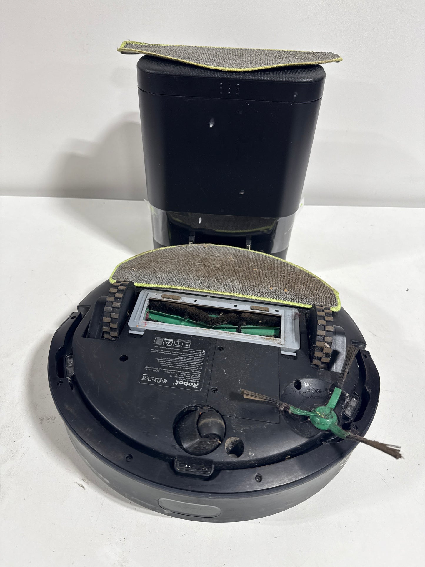 Used IRobot - Roomba 105 Combo Vacuum & Mop + AutoEmpty Dock