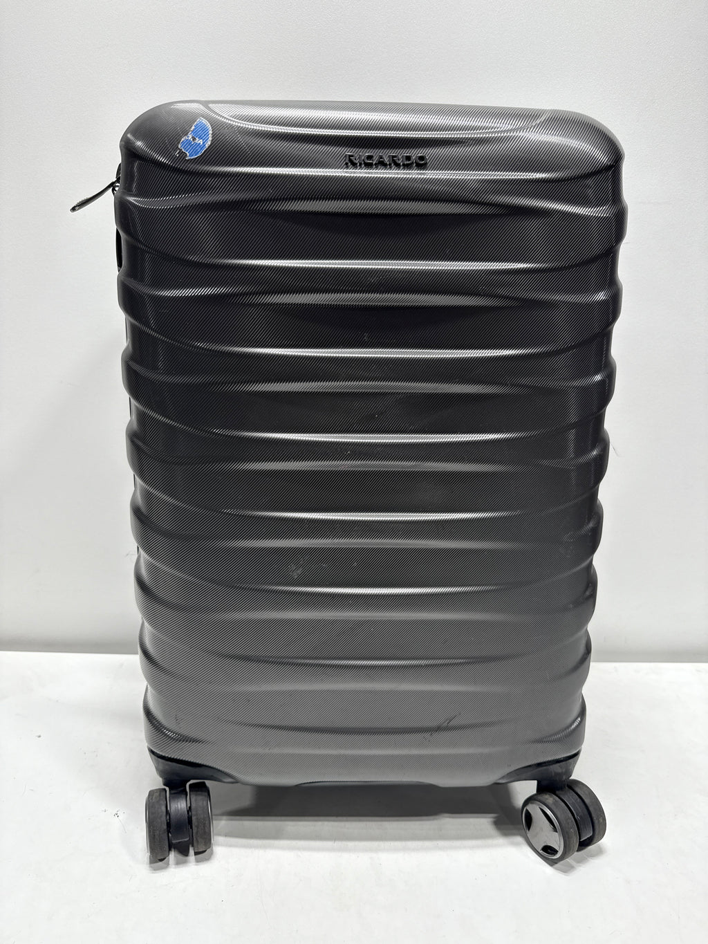 Used Ricardo 3 piece Hardside Spinner Set - *Luggage & Travel