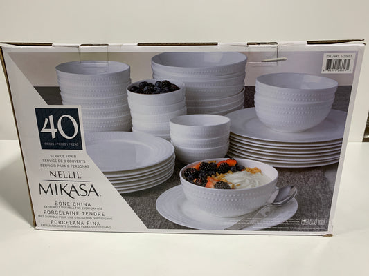 39 PIECE - Mikasa Nellie Dinnerware Set - White Plates Bowls Kitchen Table Home