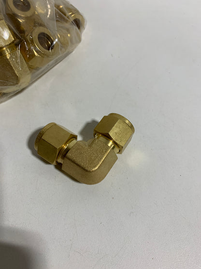 Lot of 19 DK Lok DL 1/2" Tube OD Brass Union 90 Elbow Double Ferrule