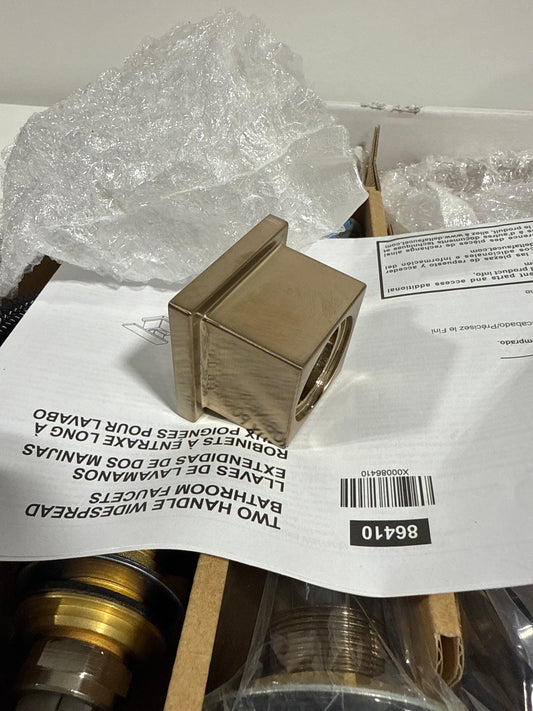 Delta 3553LF Vero Widespread Bathroom Faucet with Pop-up Drain Assembly Champagne Bronze